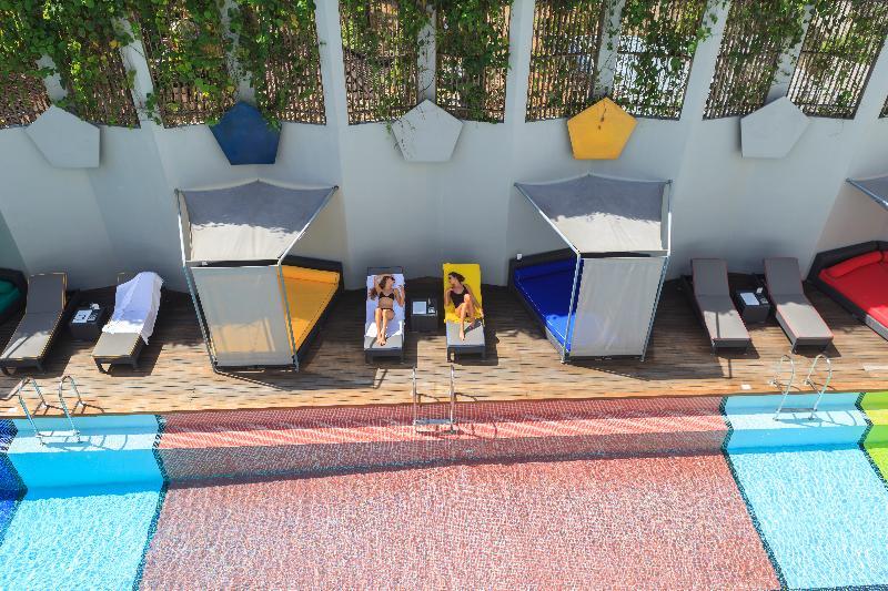 Chill Hotel Seminyak Exterior photo